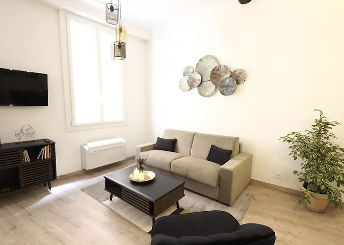 06r - Modern - Vieux Nice